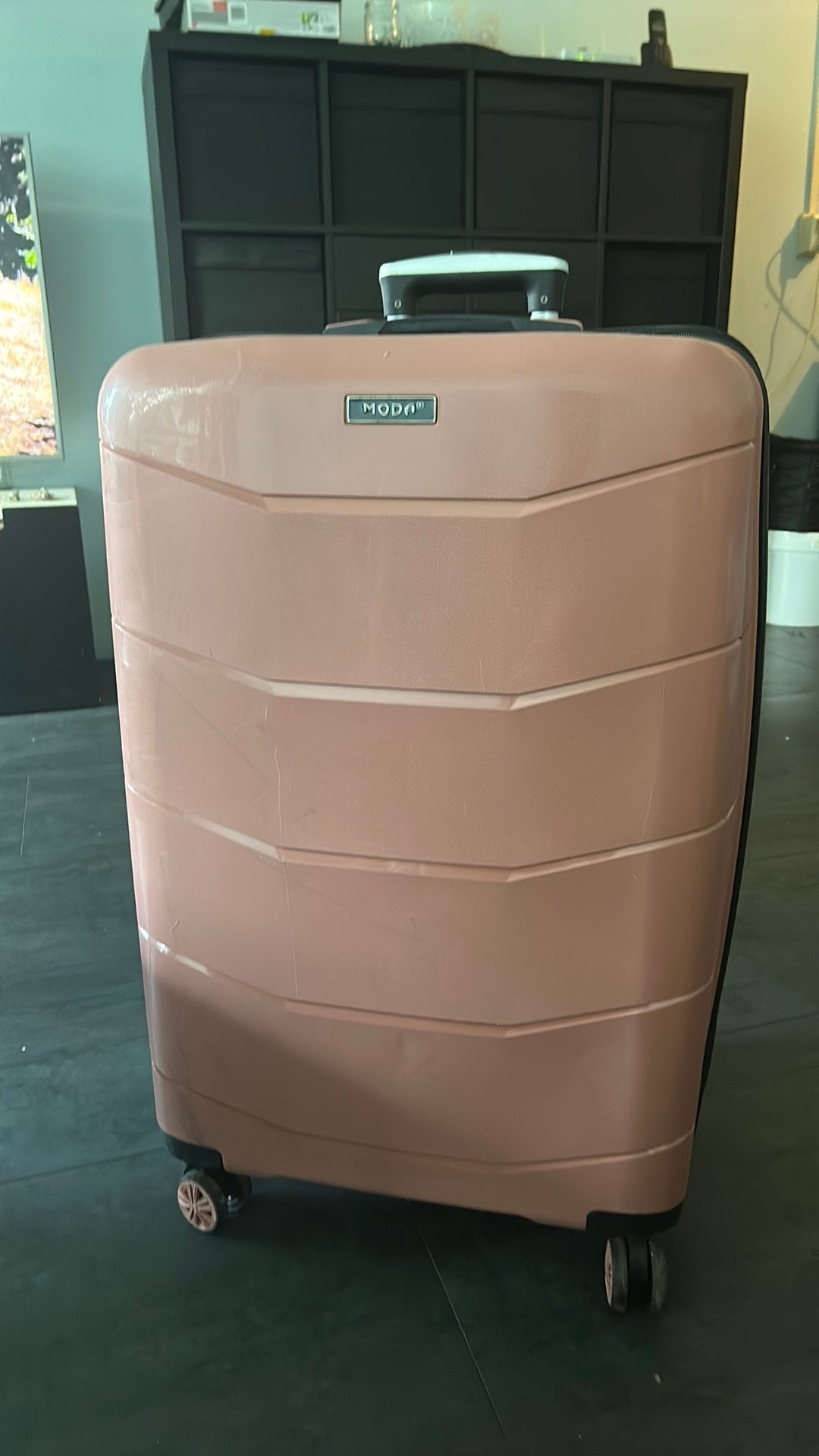 Roze koffer 1 x gebruikt, Ophalen, Zo goed als nieuw, Hard kunststof, 70 cm of meer