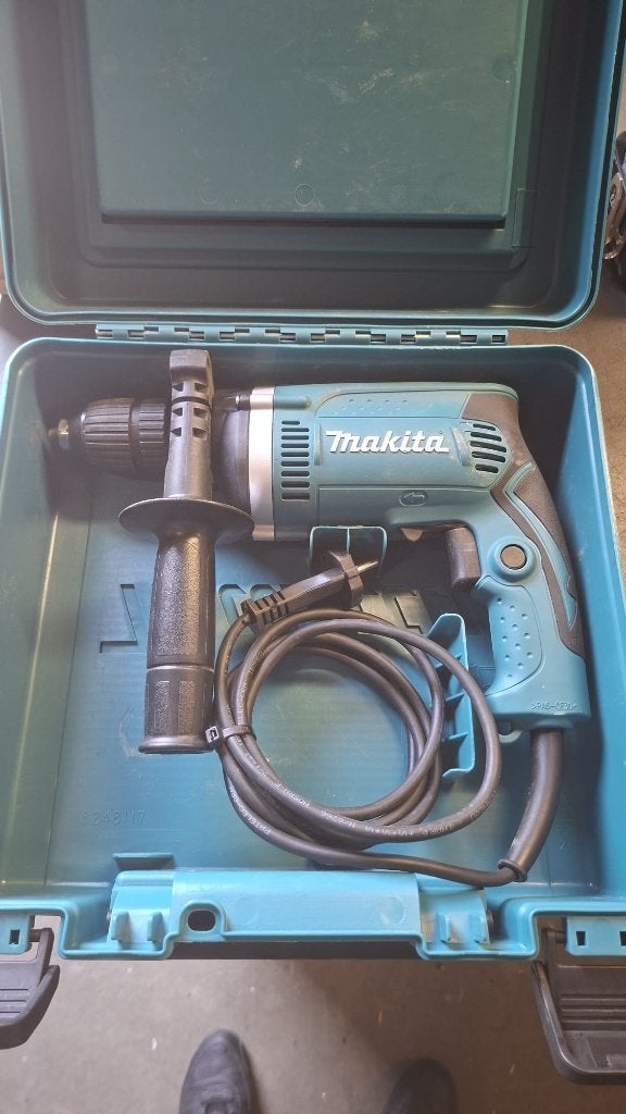makita HP1631 boormachine klopboormachine klopboor 230V, Ophalen of Verzenden, Gebruikt, 600 watt of meer, Boormachine