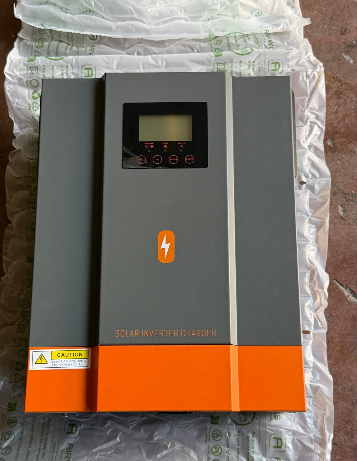 Solar Inverter Charger 3000W - POW-HVM3.2H-24V-N, Ophalen of Verzenden, Zo goed als nieuw, Overige typen