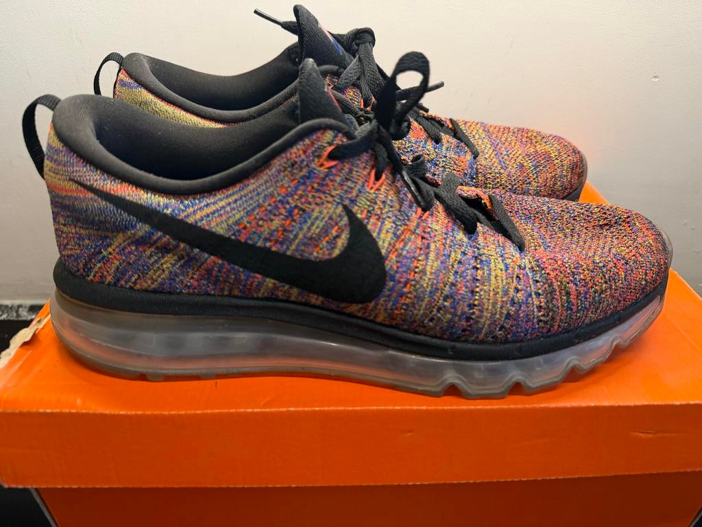 Nike Flyknit Air Max Multi-Color US44,5, Kleding | Heren, Schoenen, Ophalen of Verzenden, Gedragen, Overige kleuren, Sneakers of Gympen