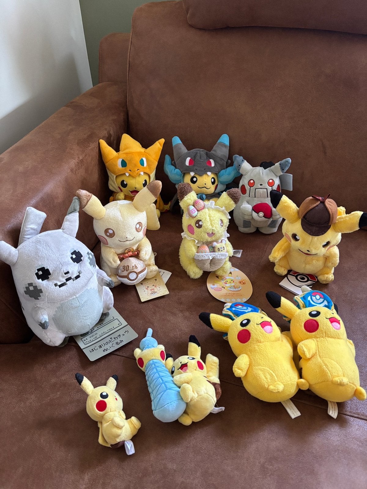 Pokémon Center Pikachu knuffels, Overige merken, Geel, Overige typen, Ophalen of Verzenden