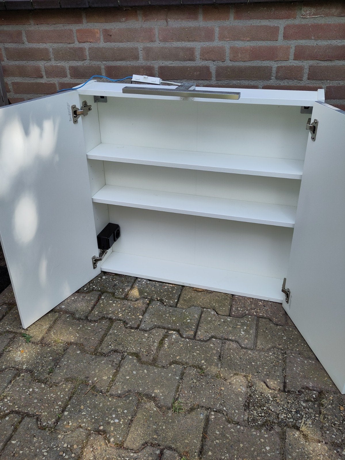 Fonteintje voor in het toilet en spiegelkast voor in de badk, Ophalen, Gebruikt, Wit
