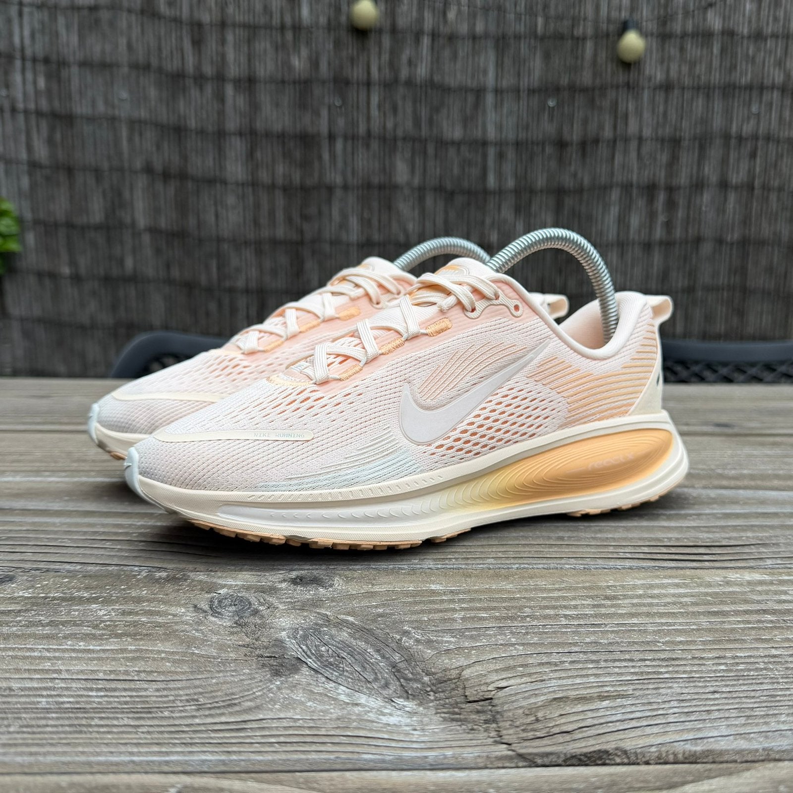 Nike Vomero 18 GS Hardloopschoenen | Dames | Maat 39, Verzenden, Zo goed als nieuw, Hardlopen, Hardloopschoenen