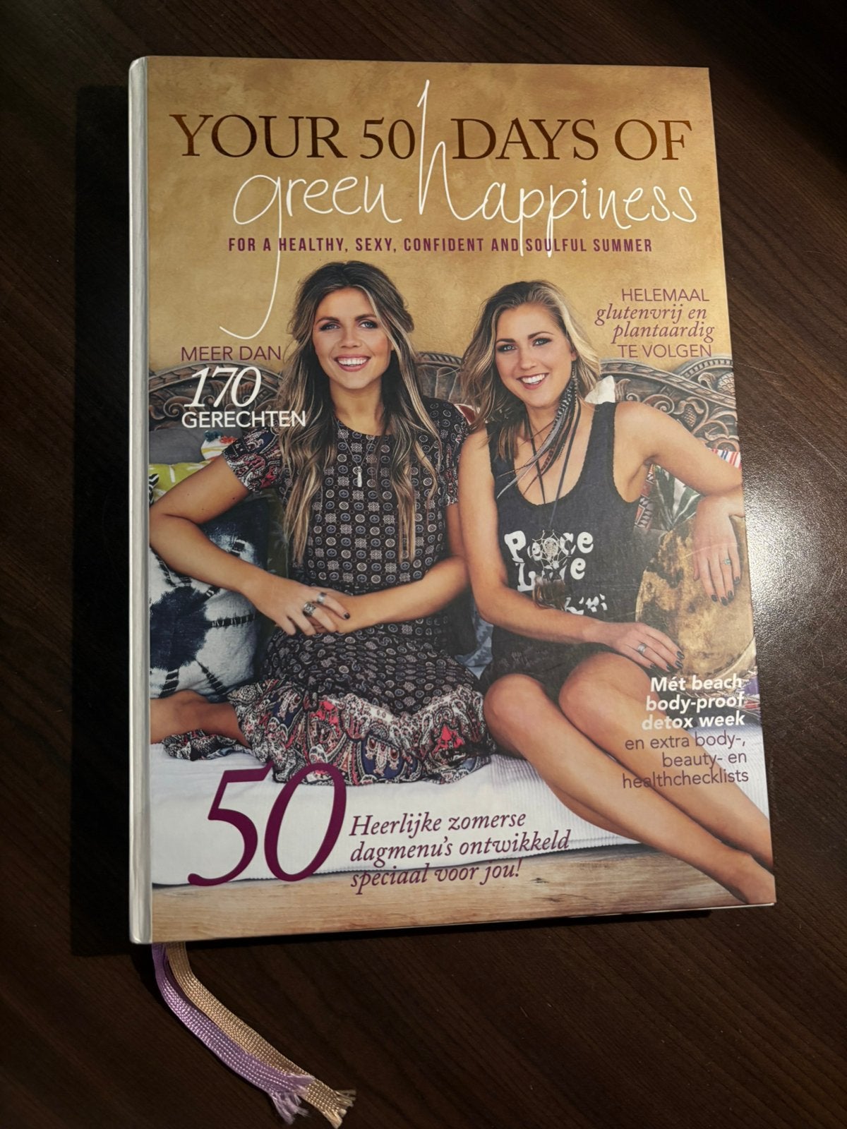 Vegan Boek ; your fitfty days of green happiness, Boeken, Kookboeken, Ophalen of Verzenden, Zo goed als nieuw