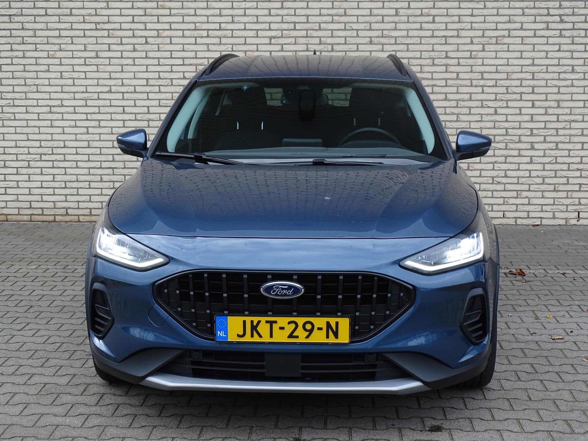 Ford Focus Wagon 1.0 Hybrid 125 PK Active Style | Winter Pac, Auto's, Ford, 12 maanden, Stof, Gebruikt, Zwart