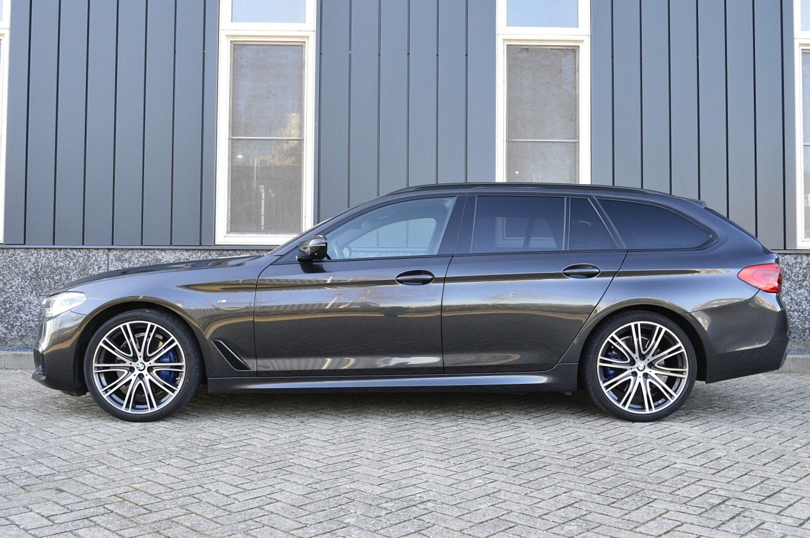 BMW 5 Serie Touring 530i M-Sport Rijklaarprijs-Garantie Pano, Automaat, Achterwielaandrijving, Gebruikt, Euro 6