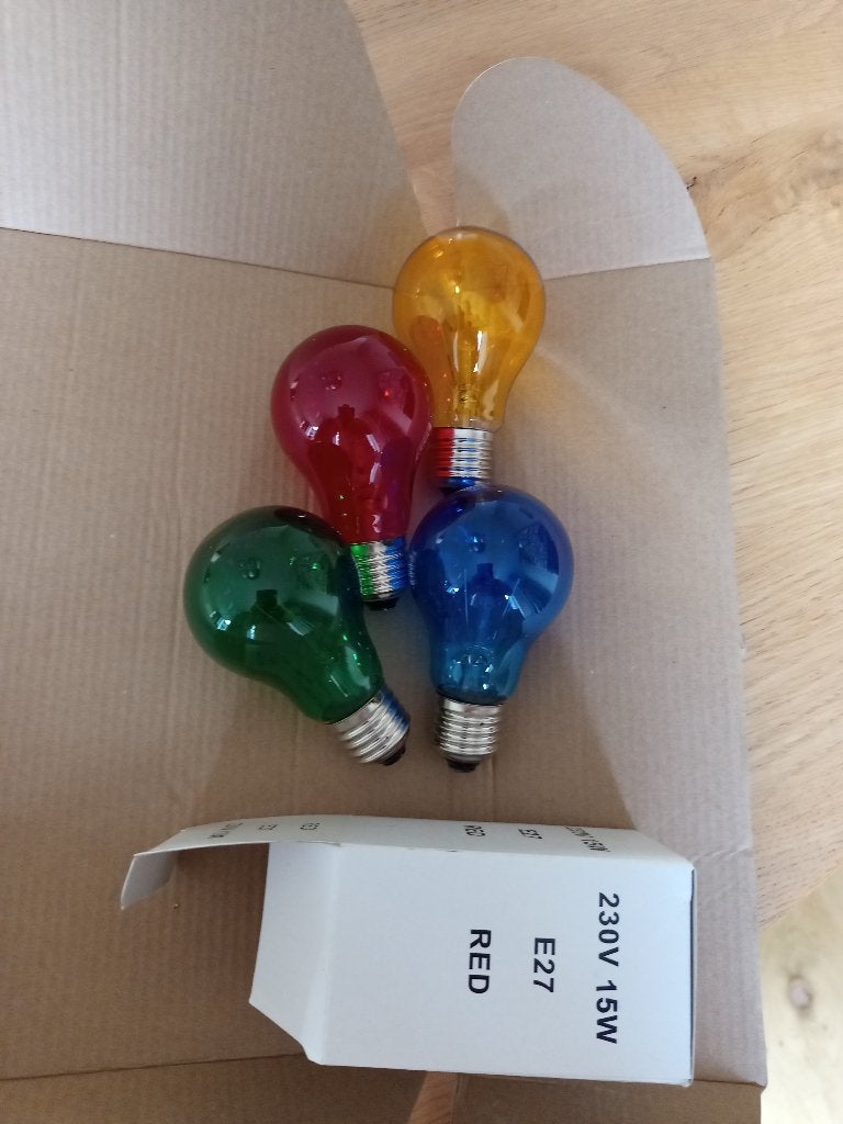 Gekleurde lampen E27 "" feestverlichting "", Ophalen of Verzenden, Zo goed als nieuw, E27 (groot), Led-lamp