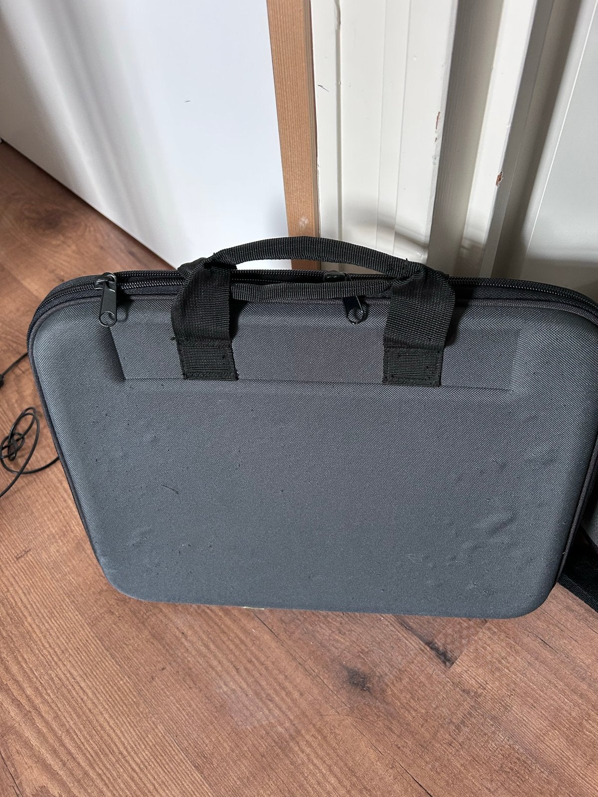 Grijze laptoptas met handvat - Gebruikt, Computers en Software, Gebruikt, 15 inch, Grijs, Ophalen of Verzenden