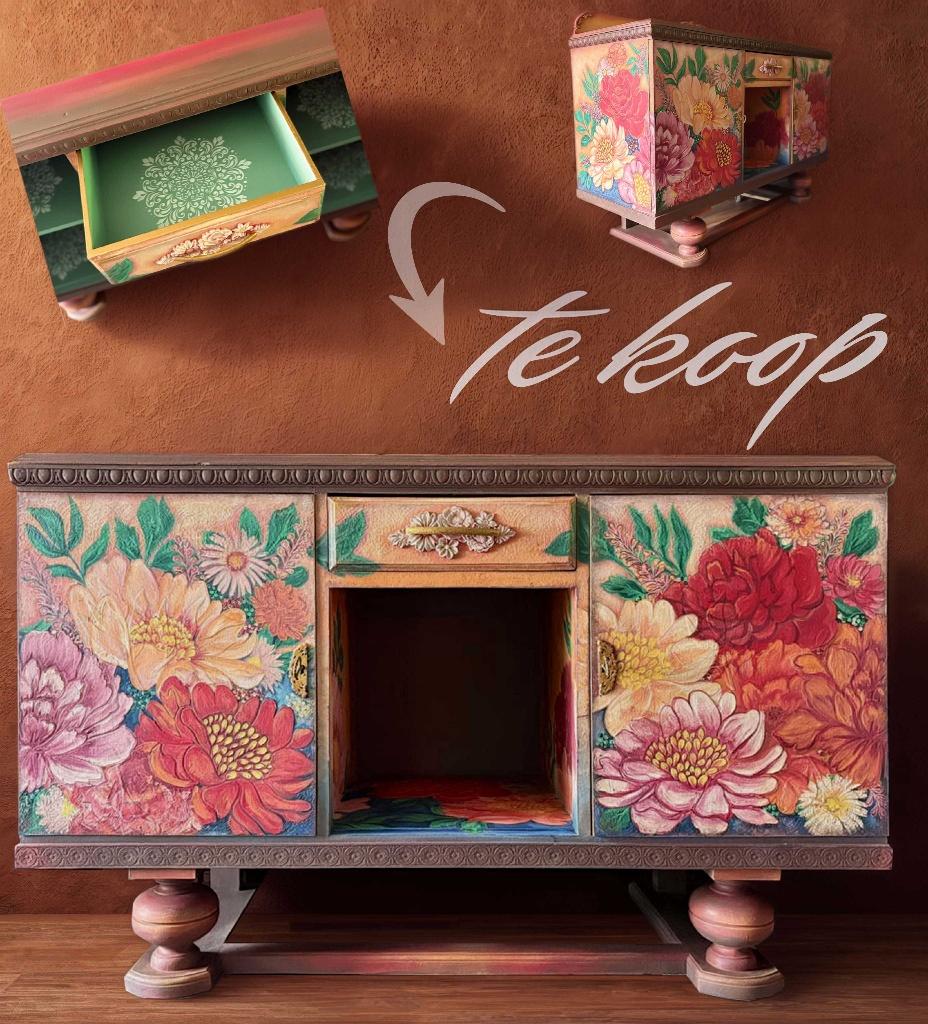 Handbeschilderd vintage kastje met bloemenmotief, Ophalen