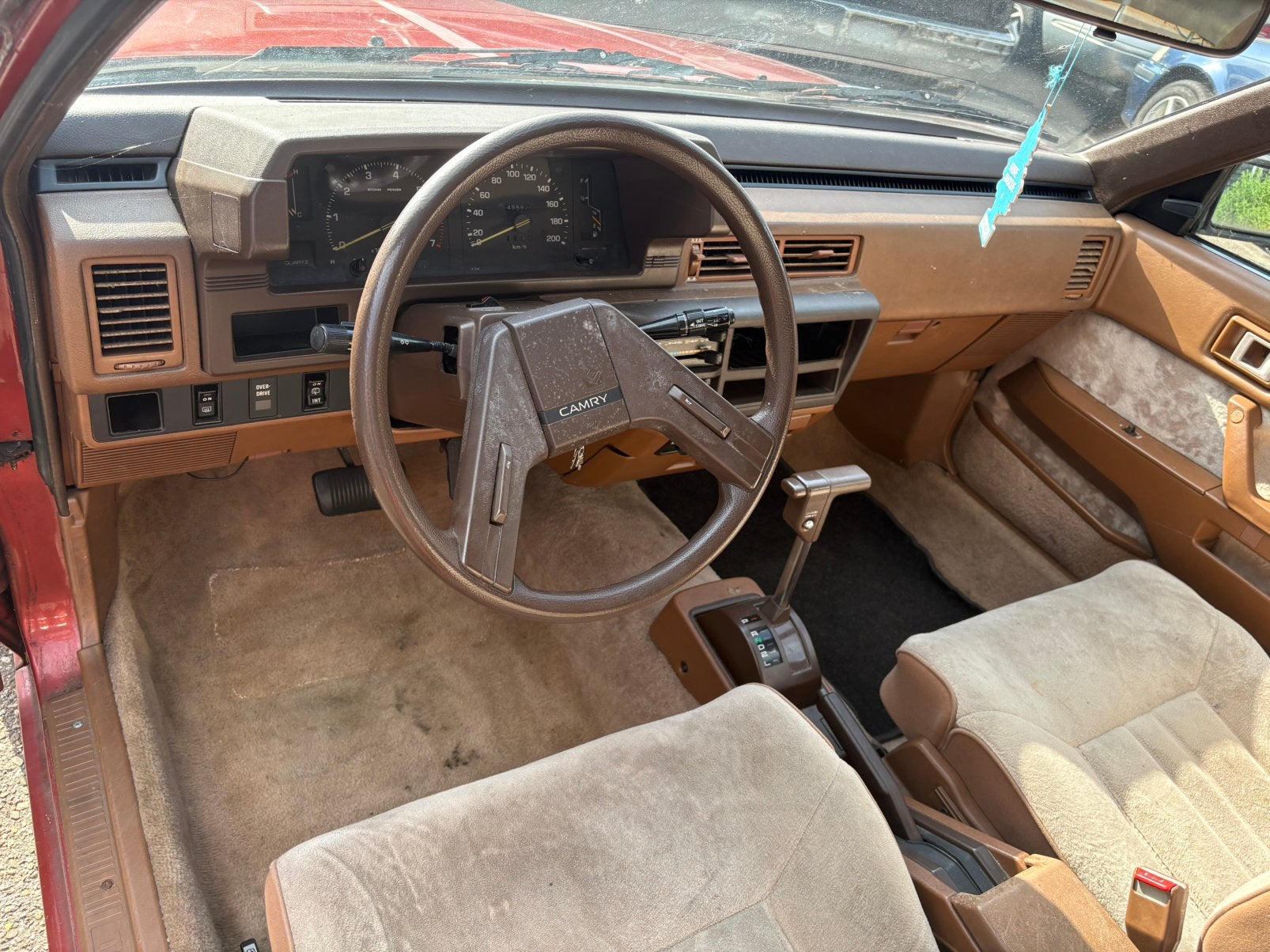ToyotaCamry liftback loop sloop, Ophalen