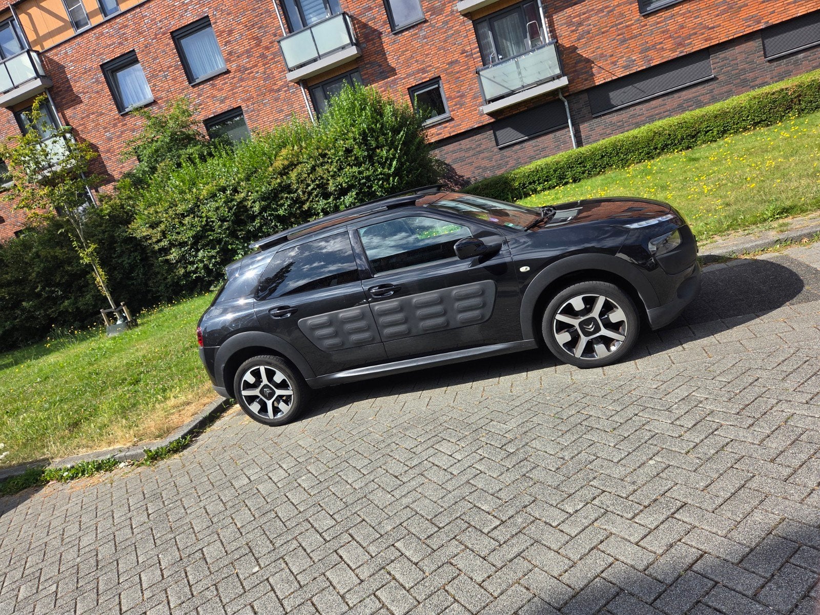 Citroën C4 Cactus 1.2 VTI 82 2015 Zwart, Voorwielaandrijving, 1199 cc, Leder en Stof, Zwart