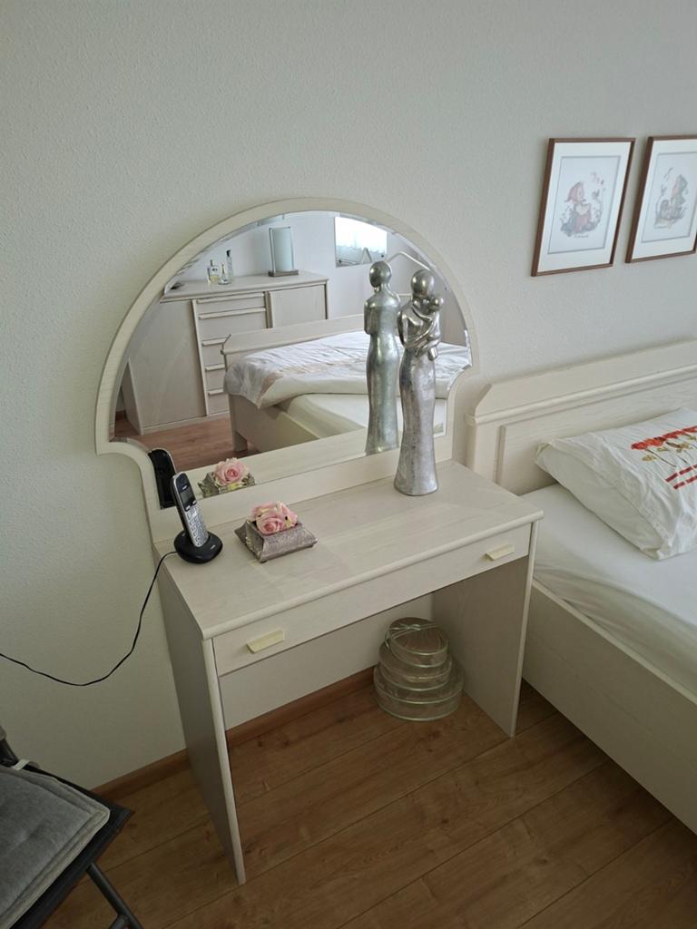 Witte houten kaptafel met spiegel - 143x84x38 cm, Ophalen, Modern, Klassiek, Gebruikt, 100 tot 150 cm