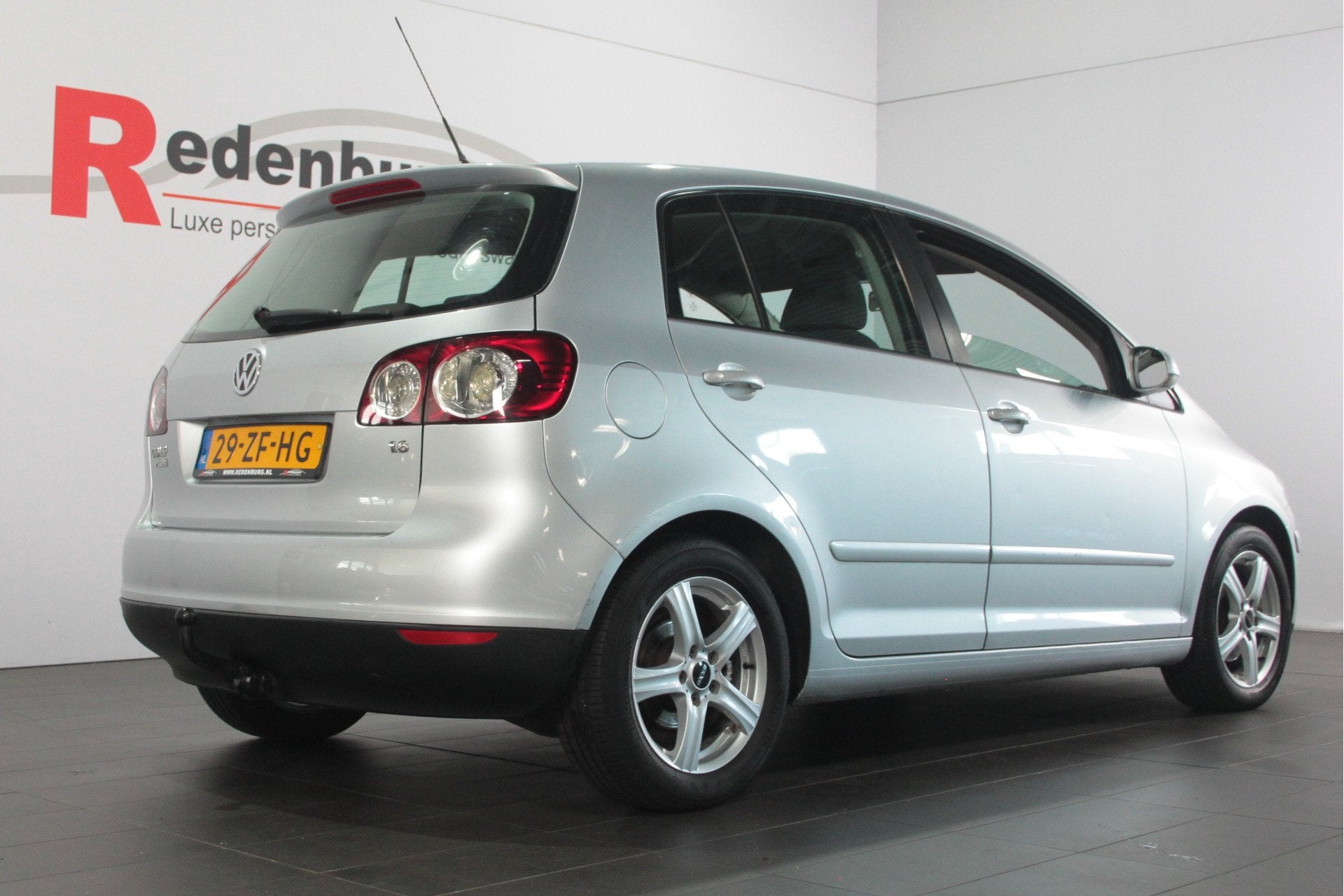 Volkswagen Golf Plus 1.6 Optive 4 - Airco / Radio cd, Auto's, Gebruikt, 4 cilinders, 1283 kg, Euro 4