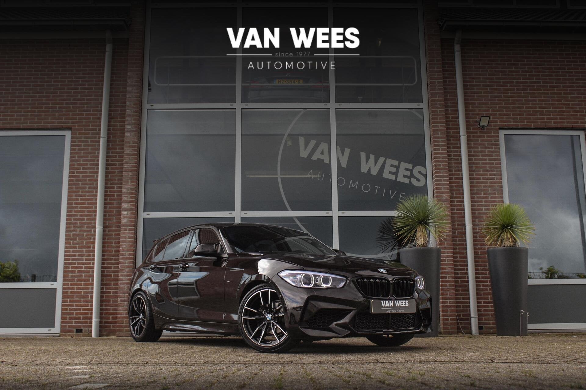 BMW 1-serie 118i High Executive | NL auto | M2 bumpers | M s, Gebruikt, Bruin, Bedrijf, 650 kg