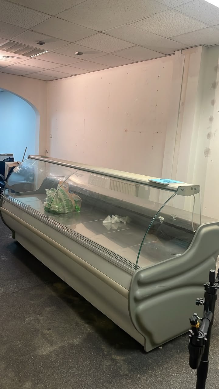 “Het Professionele koeltoonbank / koelvitrine is VERKOCHT!!!, Ophalen of Verzenden, Koelen en Vriezen