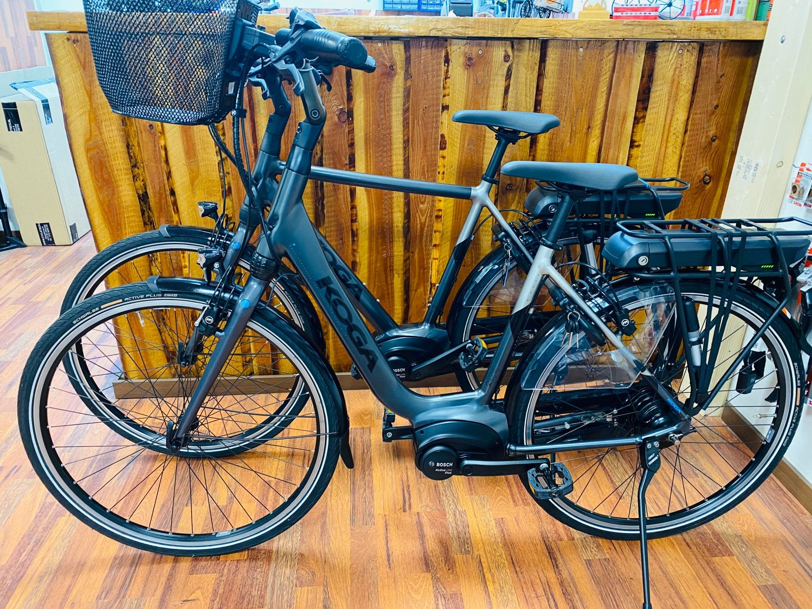 Set Elektriche koga Bosch Active Line plus Middenmotor1000km, Zo goed als nieuw, 50 km per accu of meer, 55 tot 59 cm, Ophalen