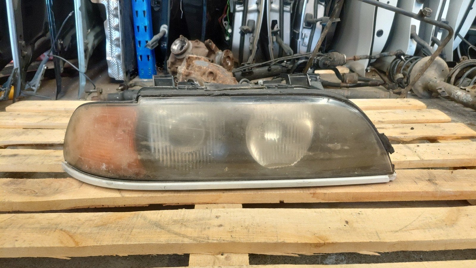 BMW E39 Xenon koplamp Rechts!!!, Gebruikt, L, BMW, L