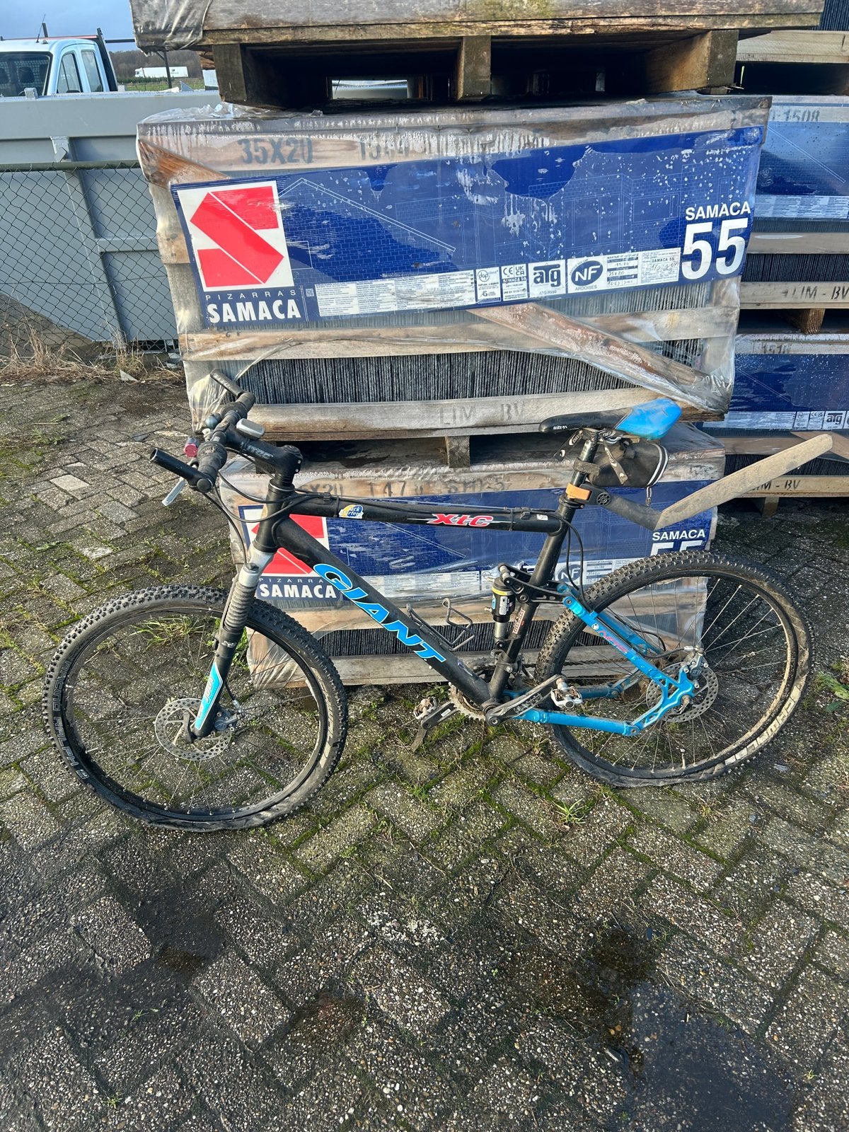 Giant XTC Mountainbike - Opknapper met twee lekke banden, Ophalen, Gebruikt, Giant, Schijfrem