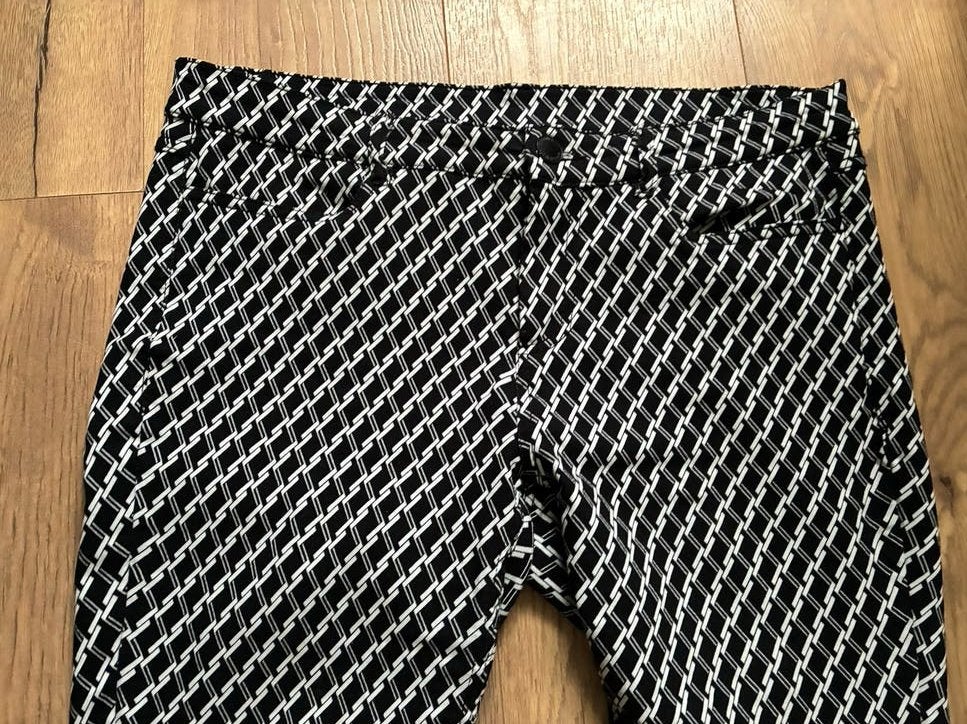 EVERME Zwart-witte broek met patroon, maat 42, Zwart, Maat 42/44 (L), Ophalen of Verzenden, Zo goed als nieuw