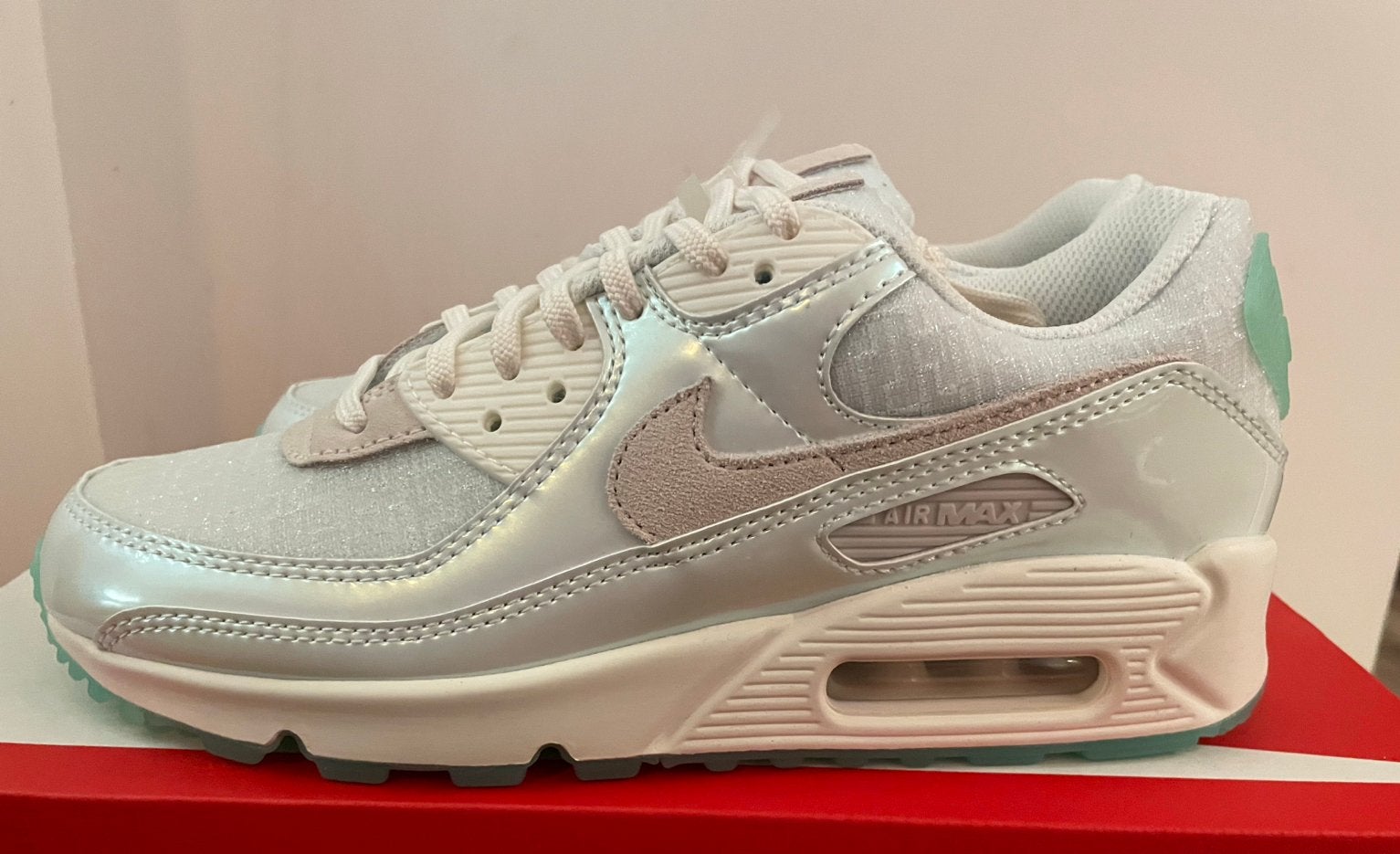 Nike Air Max 90 The Future is Clear mt 38,5, Overige kleuren, Nieuw, Ophalen of Verzenden, Sneakers of Gympen
