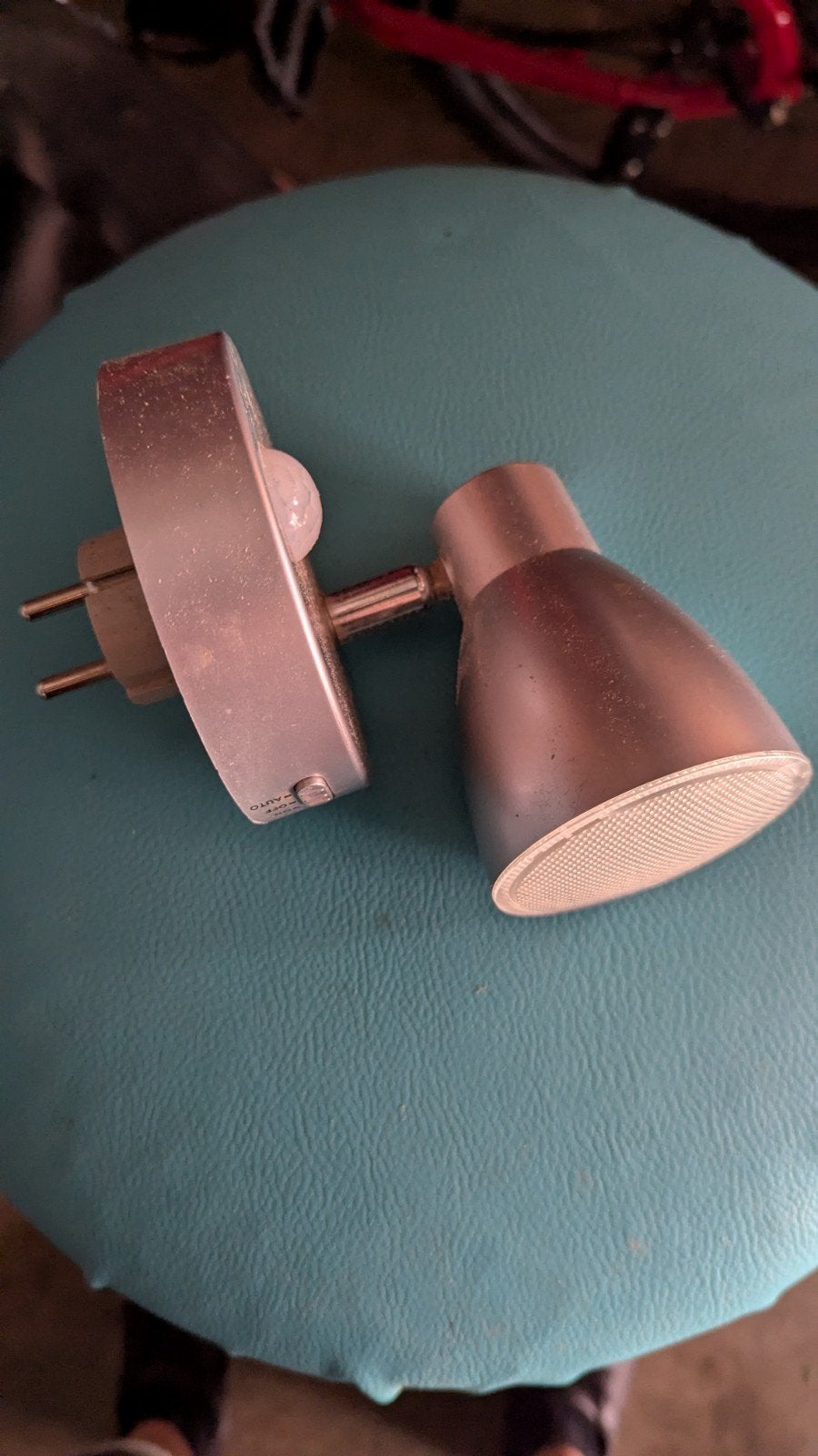 Stekkerlamp LED met bewegingssensor, Metaal, Overige merken, Gebruikt, Ophalen of Verzenden