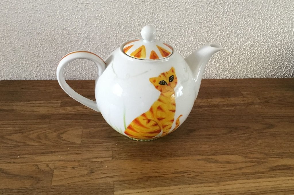 Theepot kat Art+Design, Huis en Inrichting, Overige typen, Ophalen of Verzenden, Zo goed als nieuw, Overige stijlen