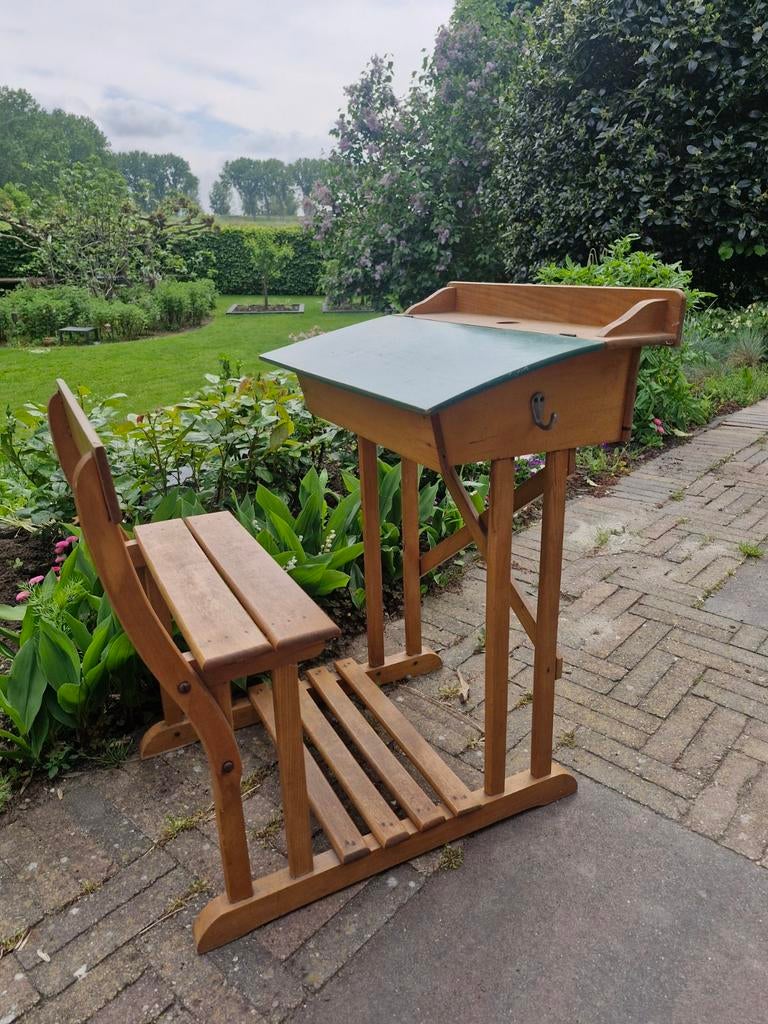 Klein oud, brocante schoolbankje, Ophalen