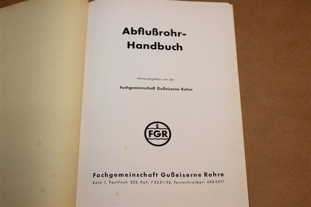 Abflussrohr-Handbuch — Gietijzeren Afvoerbuizen 1956, Ophalen of Verzenden, Gelezen, Bouwkunde