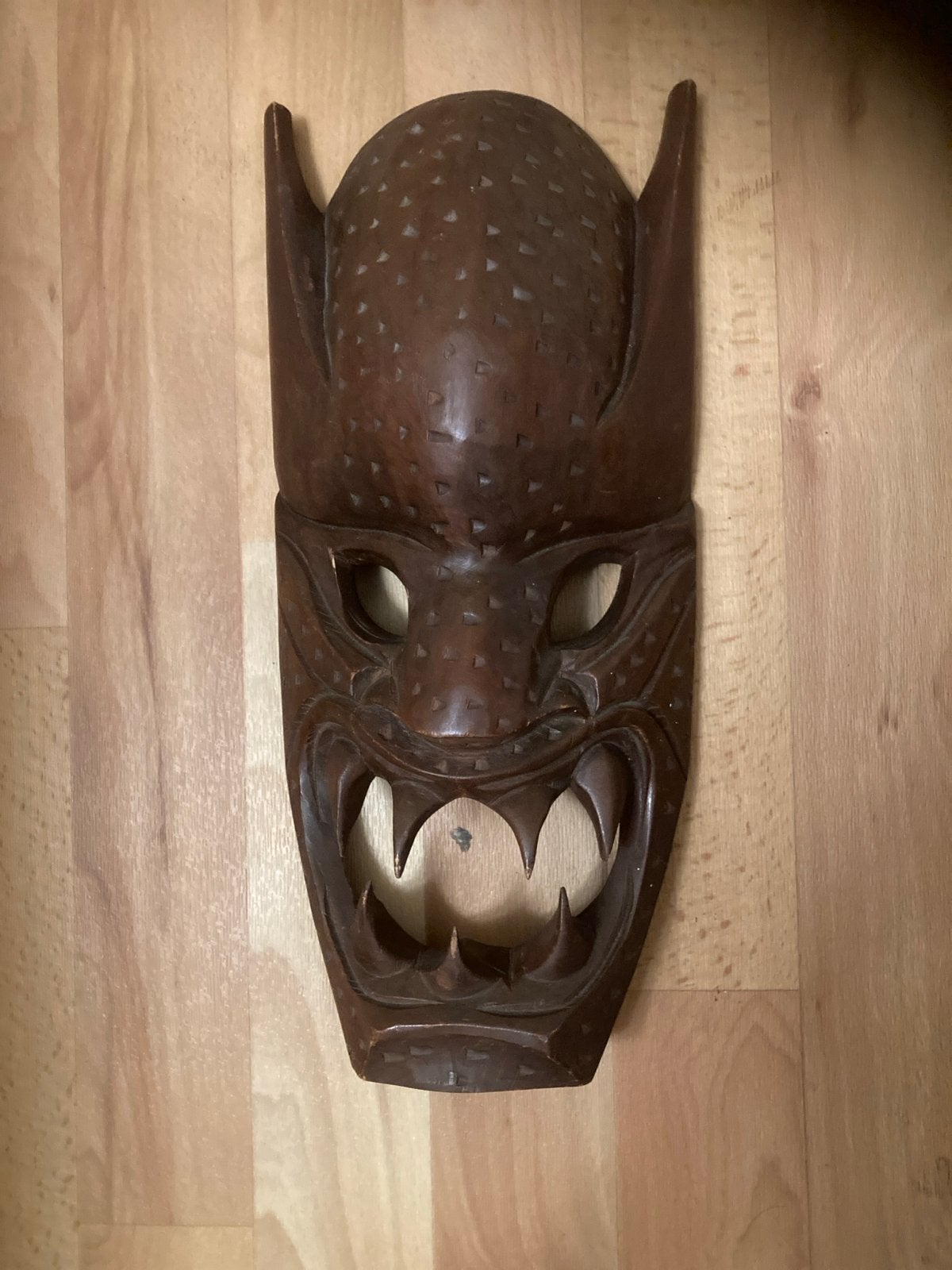 Bakunawa Draken Masker - Handgesneden Hout, Handgemaakt, Hout, Bruin, Afrika