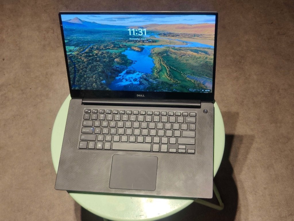 Dell Precision 5520 Touchscreen Laptop i7 Quadro M1200, 2 tot 3 Ghz, Refurbished, Met videokaart, Dell
