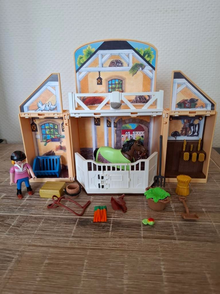 Playmobil meeneem paarden stal, Ophalen of Verzenden, Gebruikt