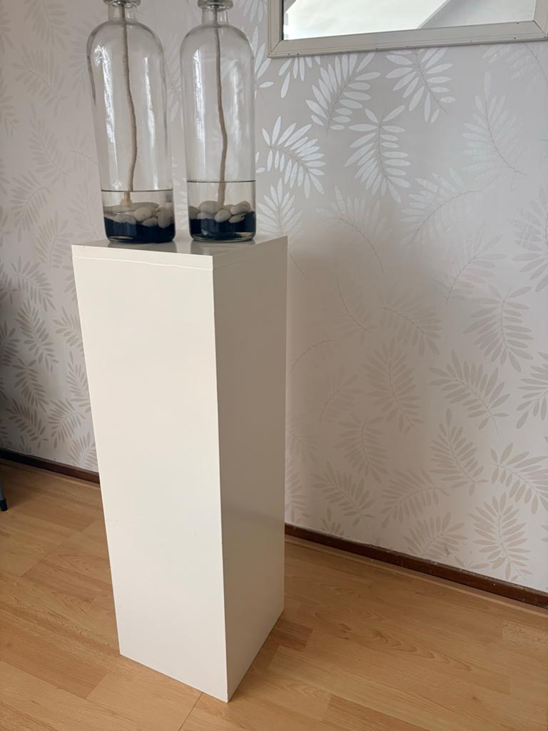 Witte hoogglans plantenzuil, 80 cm hoog, 25x25 cm MDF, Ophalen, Gebruikt