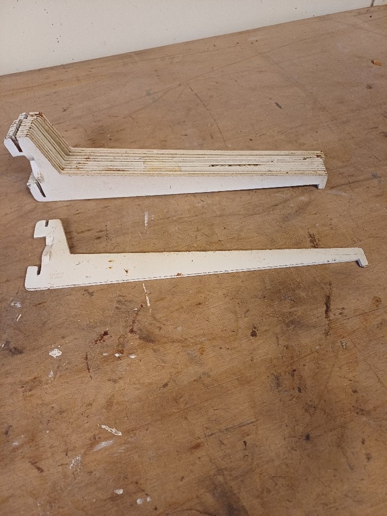 12x systeemplankendrager  25 cm plankbreedte €4,-, Ophalen, Gebruikt