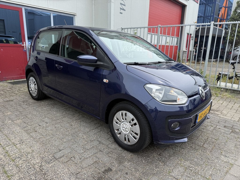 Volkswagen up! 1.0 high up! BlueMotion (bj 2016), Auto's, Voorwielaandrijving, Stof, Gebruikt, 840 kg