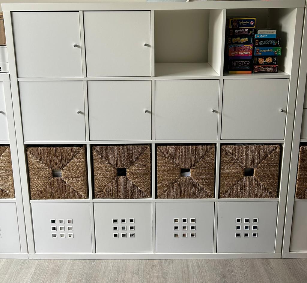 IKEA Kallax kast 4x4 inclusief bakken/manden/deurtjes, Ophalen, Overige materialen, 50 tot 100 cm, Zo goed als nieuw