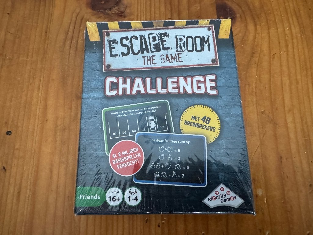 Escape Room the Game Challenge kaartspel nieuw, Hobby en Vrije tijd, Ophalen, Nieuw, Identity Games