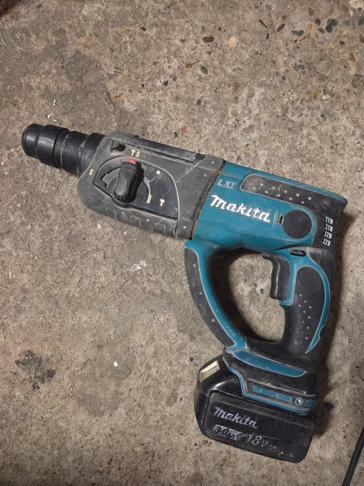 makita boorhamer. DHR202, Ophalen of Verzenden, Boormachine