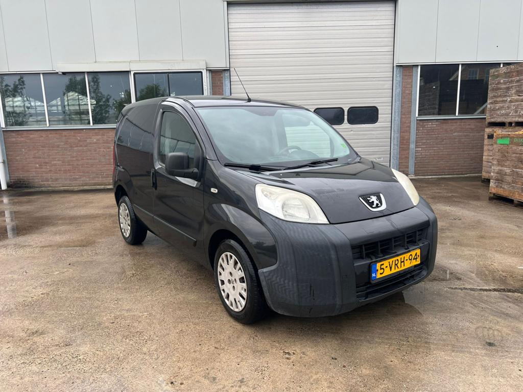 Peugeot Bipper 1.3 HDI zuinig goedkoop airco nieuw apk NAP✅, Auto's, Bestelauto's, Voorwielaandrijving, Euro 5, Stof, 74 pk