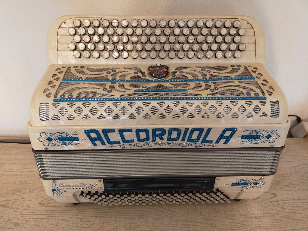 Accordiola concerto, Muziek en Instrumenten, Ophalen, Gebruikt, Met riemen, Accordiola