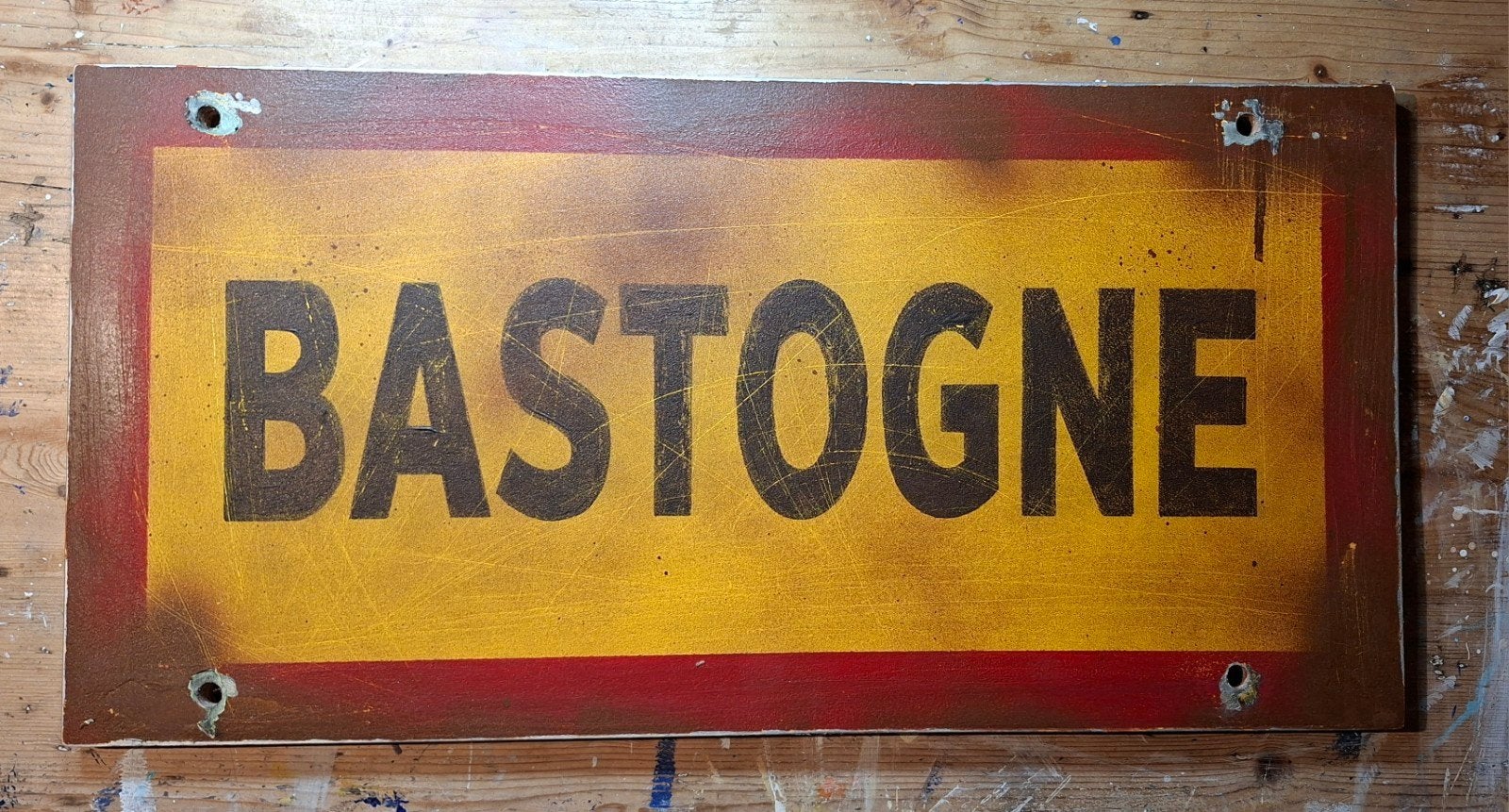Handgeschilderd Houten Bord BASTOGNE - WW2, Verzamelen, Ophalen of Verzenden, Overige soorten, Overige gebieden, Overige typen