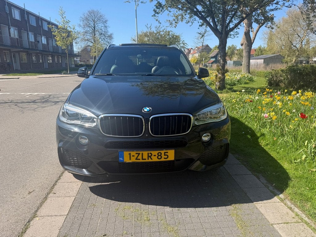 BMW X5 XDrive25d High Executive 7 PERSOON-AUTO-PANO-LEER-CAM, Auto's, BMW, 4 cilinders, 241 €/maand, 7 stoelen, Zwart