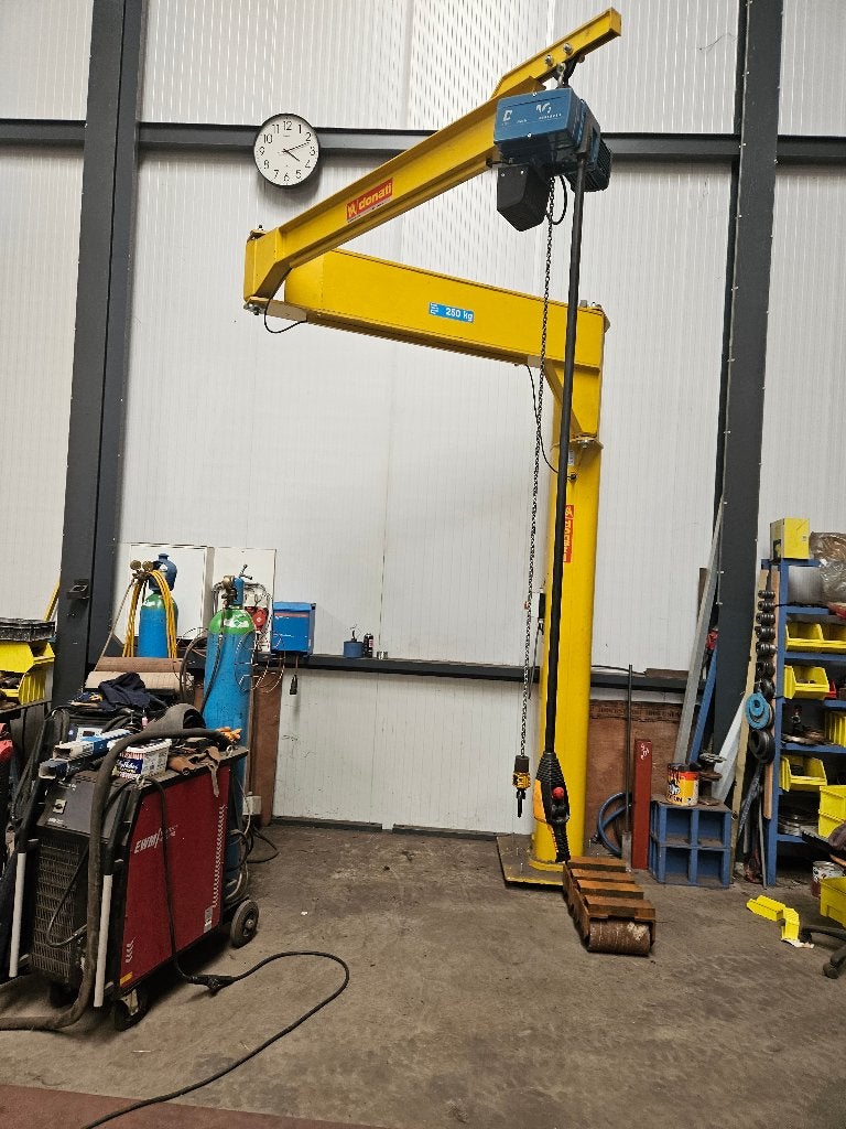 demag Donati zwenkarm kraan 250 kg, Ophalen of Verzenden