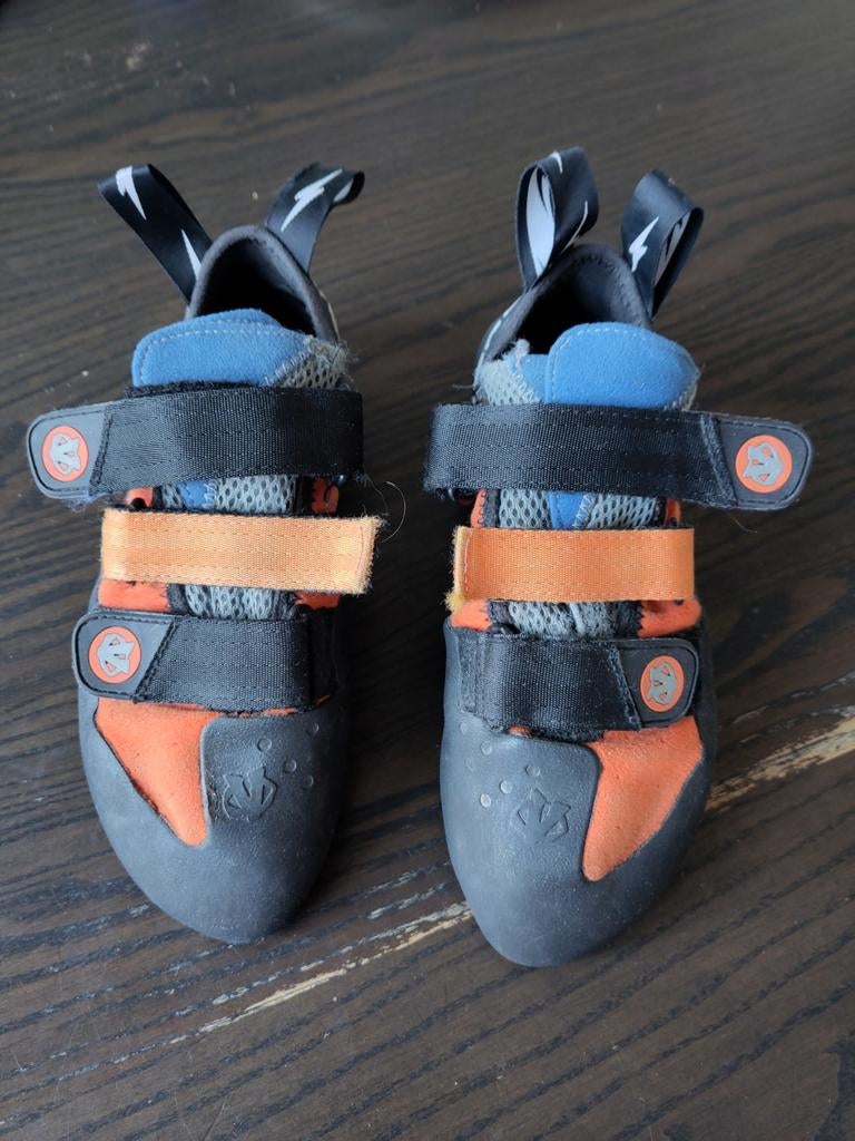 Klimschoenen Evolv maat 41, Sport en Fitness, Klimsport, Ophalen of Verzenden, Gebruikt, Klimsportschoenen