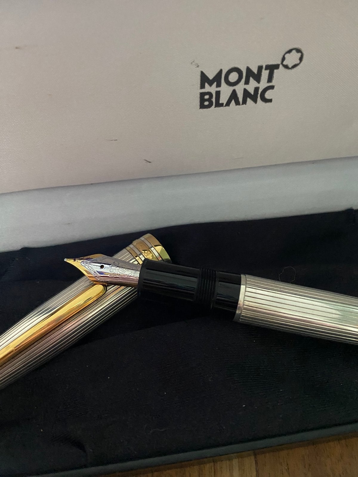 Zilveren 925 Mont Blanc vulpen 146 met 18k gouden punt, Verzenden, Zo goed als nieuw, Met doosje, Vulpen
