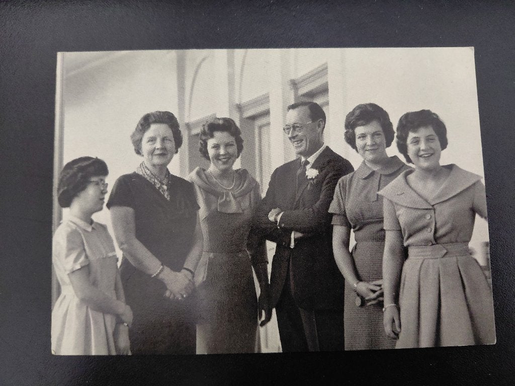 Kon. Juliana, Bernhard en de kinderen, Max Koot, ongelopen, Verzamelen, Koninklijk Huis en Royalty, Verzenden, Gebruikt, Nederland