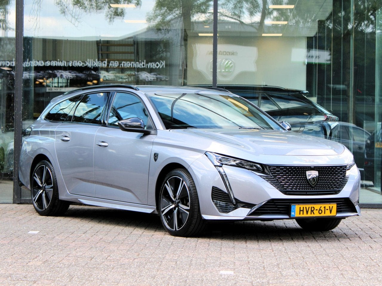 Peugeot 308 SW 1.2 PureTech GT Automaat | Navi / Camera / Cl, Automaat, Gebruikt, 1199 cc, Automatische klimaatregeling
