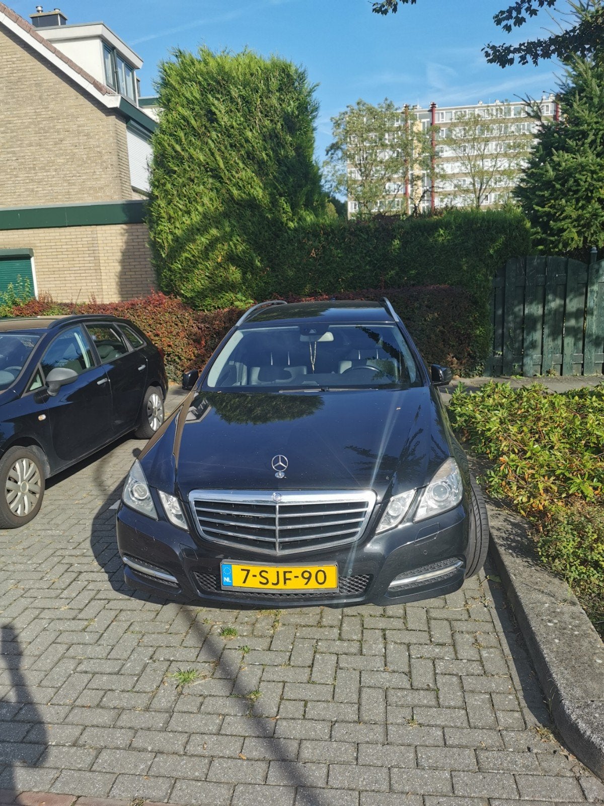 Mercedes-Benz E-Klasse 1.8 E200 CGI Estate AUT 2010 Zwart, Auto's, Automaat, Euro 5, Achterwielaandrijving, Zwart