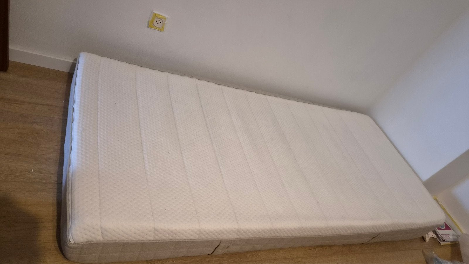 Schoon Ikea matras - Enkel gebruikt als logeermatras, Huis en Inrichting, Slaapkamer | Matrassen en Bedbodems, Ophalen of Verzenden