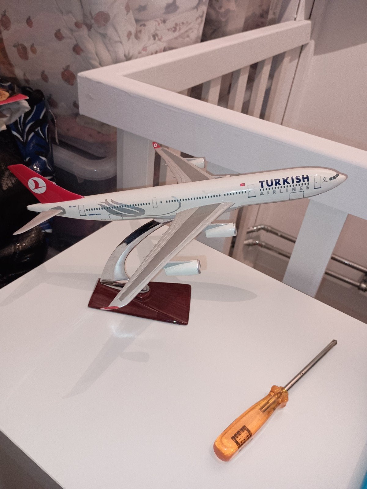 Airbus a340 en a300 schaalmodellen, Ophalen of Verzenden, Zo goed als nieuw, Schaalmodel