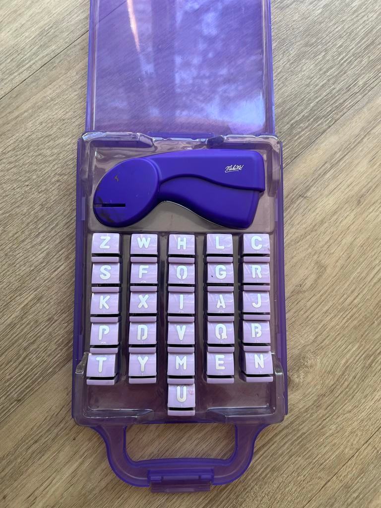 Make Me Alfabet Pons Set - Compleet, Ophalen of Verzenden, Zo goed als nieuw, Overige typen